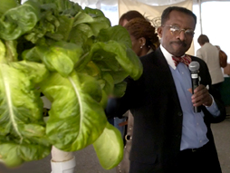 Dr. Philson Warner of Cornell University Cooperative Extension at Baum Forum